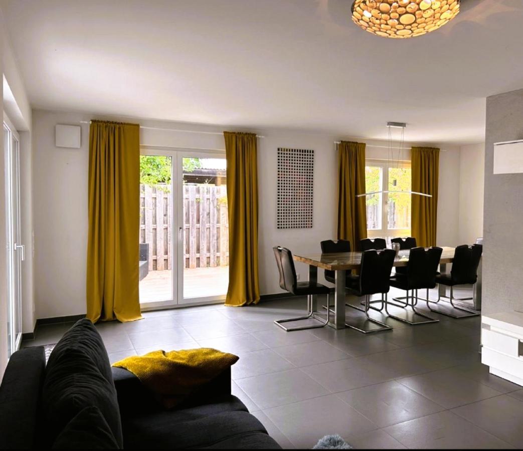 Sylvis Home Zentral Gelegenes Ferienhaus In Ruhiger Lage Fürth エクステリア 写真