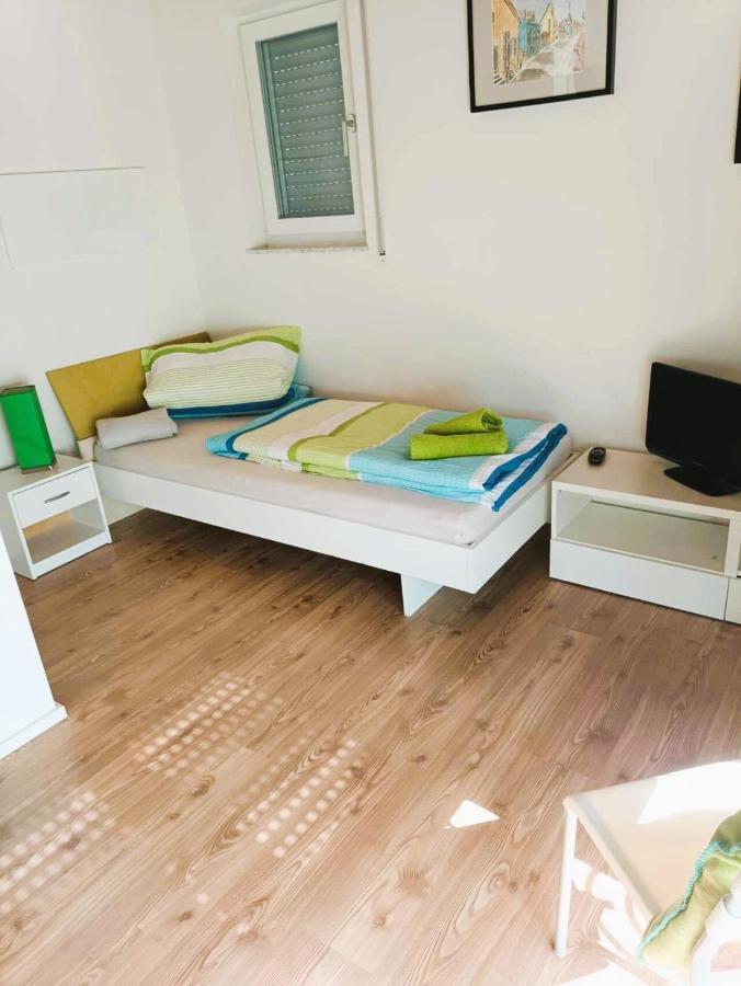 Sylvis Home Zentral Gelegenes Ferienhaus In Ruhiger Lage Fürth エクステリア 写真
